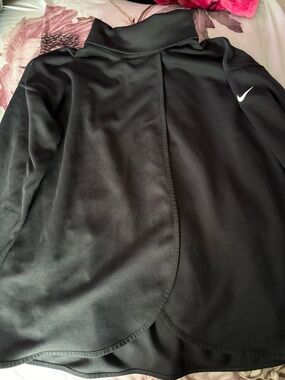 Nike Black Long-Sleeve Pullover Jacket with White Swoosh